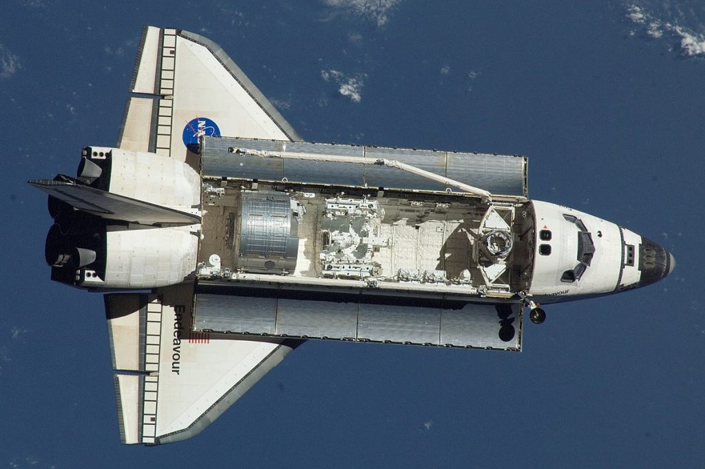 Missão Endeavour STS-134 chega à Estação Espacial com instrumento para estudar matéria exótica 1 1200px STS 123 DextreKibo ELM PS in orbit cropped