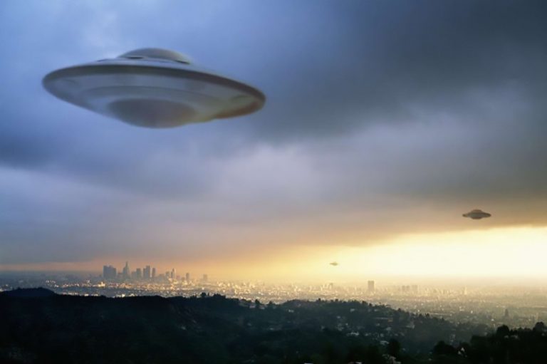 Força Aérea Britânica irá disponibilizar arquivos OVNIs pela internet