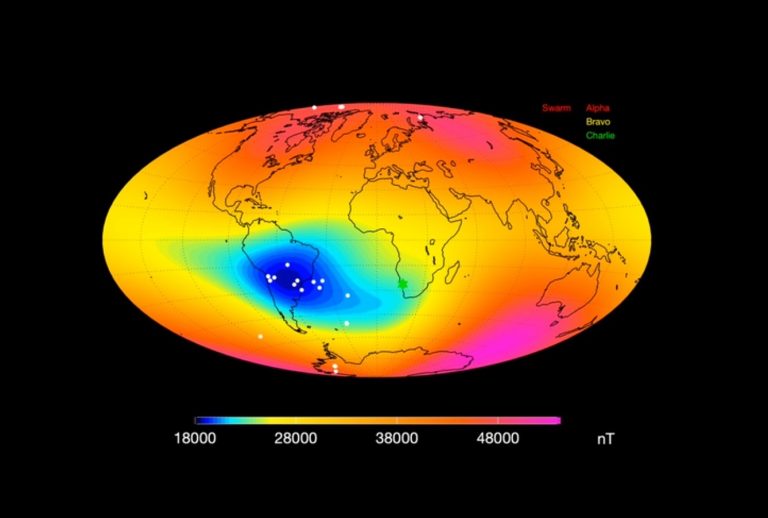 Anomalia sobre o Brasil está enfraquecendo o campo magnético da Terra
