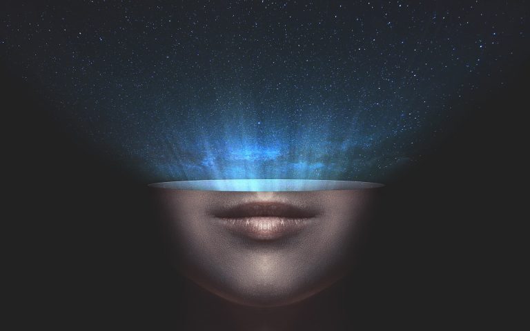 Estudo de cientistas do Reino concluiu que provavelmente 36 civilizações extraterrestres estão ativas na nossa galáxia neste momento - Imagem de Comfreak - por Pixabay