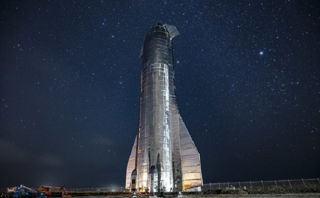 Protótipo SN5 da nave Starship, que deve voar pela primeira vez essa semana, é peça central dos planos da SpaceX de Elon Musk para levar humanos a Marte