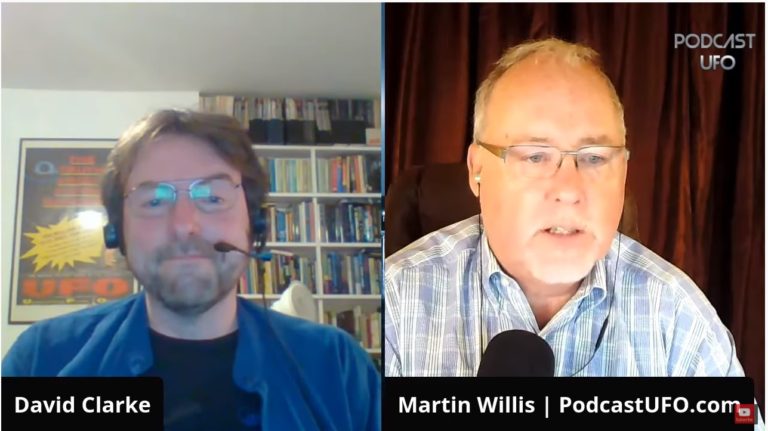 No PodscatUFO, com Martin Willis, o jornalista investigativo David Clarke causou polêmica ao falar de Nick Pope (Foto Reprodução)