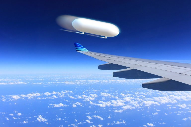 Nota da FAA reforça que o avistamento do piloto no Novo México não poderia ser causado por confusão com outro voo convencional no caso American Airlines. Seria mais um episódio de UFO Tic Tac (Imagem Pixabay)