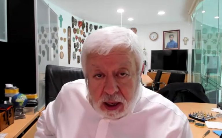 Ufólogo mexicano Jaime Maussan diz acreditar que os EUA vão abrir seus arquivos de óvnis