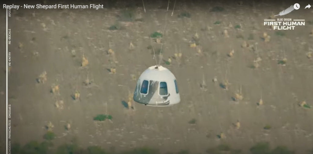 Concorrência no turismo suborbital: Blue Origin leva Jeff Bezos ao espaço 2 A bordo da cápsula da Blue Origin, um duplo recorde: a mais velha e a mais jovem pessoas que já foram ao espaço (Reprodução/Youtube/Blue Origin)