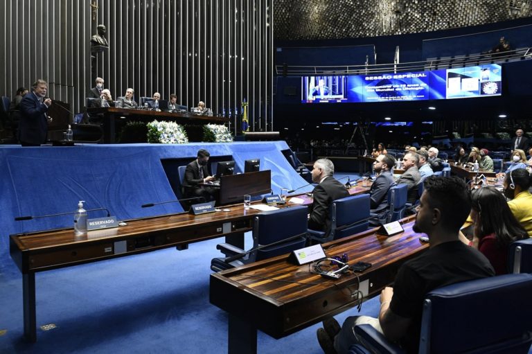 Óvnis em Brasília: sessão Solene no Senado Brasileiro Comemorou 75 anos do Dia Mundial da Ufologia