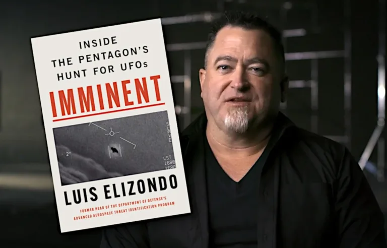 Luis Elizondo, ex-oficial do Pentágono, lança Imminent - Inside the Pentagon's Hunt for UFOs (montagem sobre reprodução do The History Channel)