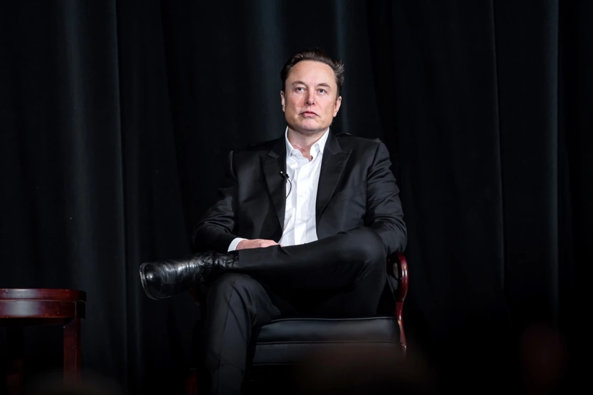 OVNIs são tecnologia secreta do governo, diz Elon Musk 1 OVNIs são tecnologia secreta do governo, diz Elon Musk