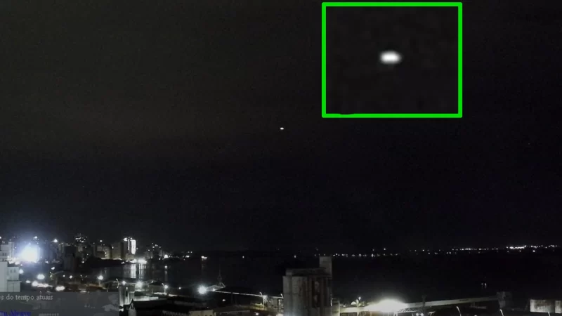 Luz misteriosa em Porto Alegre causa frenesi online e intriga observadores