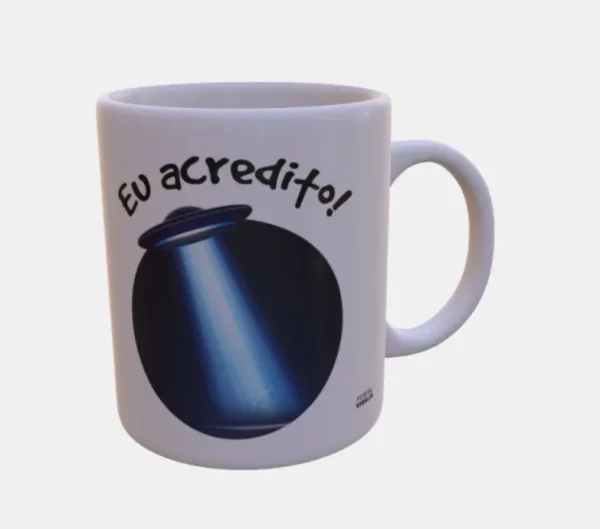 Caneca "Eu Acredito" - UFO/OVNI emitindo feixe de luz