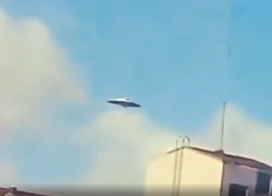 O misterioso vídeo do disco voador em Mingachevir, no Azerbaijão 2 Um legítimo disco voador no Azerbaijão? (Youtube/Canal Sergio1966)
