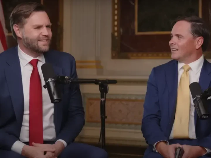 JD Vance, vice-presidente dos EUA, diz estar “obcecado” por OVNIs