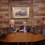 Durante participação no podcast Fresh Freedom, astrofísico de Harvard Avi Loeb fez revelação surpreendente sobre os bastidores da indústria de defesa e o fenômeno dos UAPs (reprodução - Youtube)