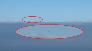 Depois de 13 anos sem ter visto qualquer coisa anomala nos ceus piloto comemorou registro de avistamento de 4 objetos estranhos durante voo no Canada